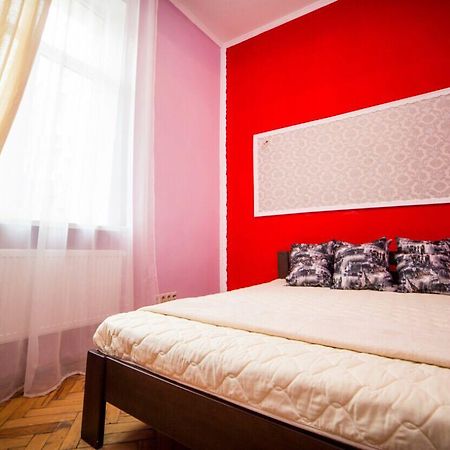 Apartment On Teatralna 7 Lviv Ngoại thất bức ảnh